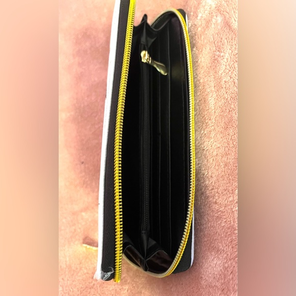 Wallet bulldog & German Sheppard dog design - Picture 3 of 3